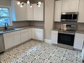 219 E Springdale Ave in Knoxville, TN - Building Photo - Building Photo