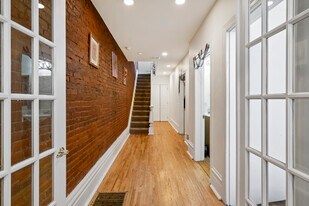 2120 E Carson St in Pittsburgh, PA - Building Photo