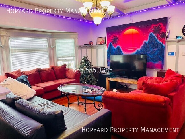 737 S 11th St-Unit -RM3 in San Jose, CA - Building Photo - Building Photo