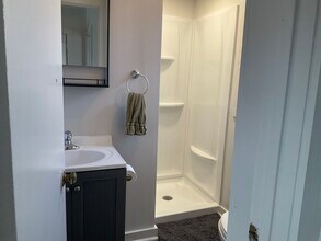 918 Center St in Union Grove, WI - Foto de edificio - Building Photo