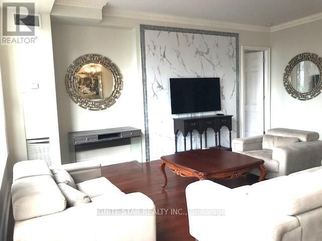 property at 3880 Duke of York Blvd