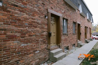 215 E Lane Ave in Columbus, OH - Foto de edificio - Building Photo