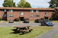 Primary Photo - Carriage House Apartamentos in Syracuse, New York