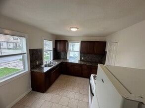3317 Ave A in Council Bluffs, IA - Building Photo - Building Photo