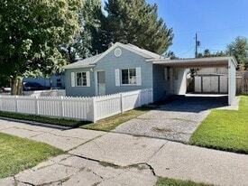 238 E 21st St in Idaho Falls, ID - Building Photo