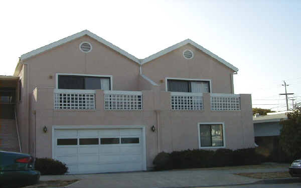 435 Liberty St in El Cerrito, CA - Building Photo - Building Photo