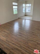 6128 Cashio St in Los Angeles, CA - Building Photo - Building Photo