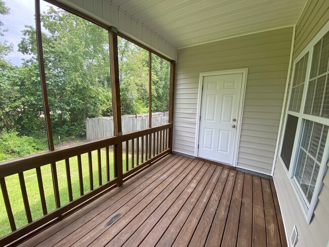 1936 Cambria Dr in Greenville, NC - Building Photo - Building Photo