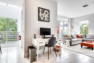 1412 SE 2nd St in Fort Lauderdale, FL - Building Photo - Building Photo