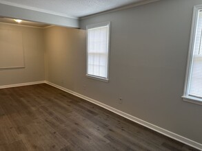3928 N Rossiland Cir in Memphis, TN - Building Photo - Building Photo