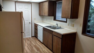 309-311 Baker St in Everson, WA - Building Photo - Building Photo