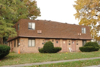 Ridgeview Apartments in Rochester, NY - Building Photo - Building Photo