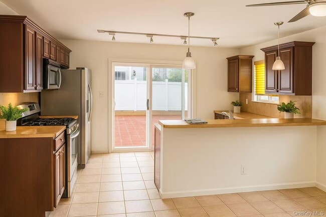 property at 31 Beresford Ave
