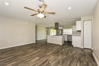 1308 SE 32nd Terrace in Cape Coral, FL - Building Photo - Building Photo
