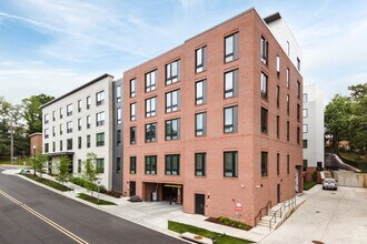 The Terraces at Arlington View East in Arlington, VA - Building Photo - Building Photo