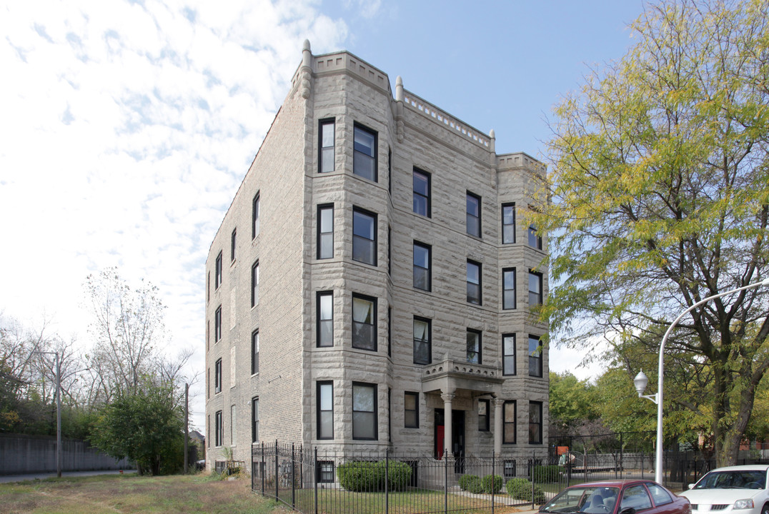 4058-4060 S Ellis Ave in Chicago, IL - Foto de edificio