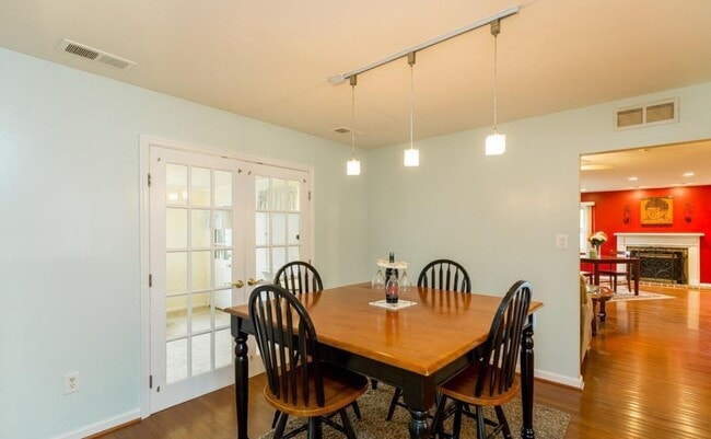 property at 5314 Foxboro Ct