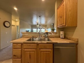 2407 Quarter Horse Trl in Overgaard, AZ - Building Photo - Building Photo