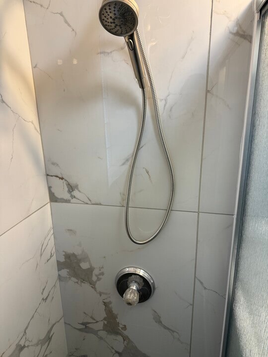 3344 S Wood St, Unit Apartment 1 in Chicago, IL - Building Photo