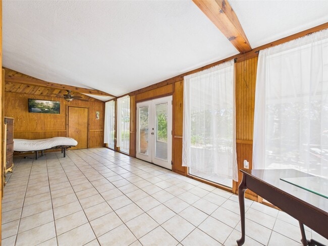 property at 713 6th St