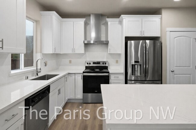 16825 SE 260th St in Covington, WA - Building Photo - Building Photo