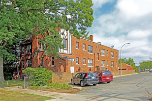 226 Withington St in Ferndale, MI - Building Photo