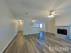 1377 Meadowbrook Ln in Crowley, TX - Building Photo - Building Photo