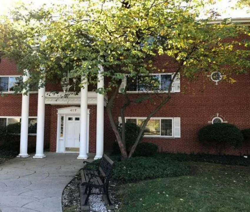 417 W Miner St, Unit 9 in Arlington Heights, IL - Foto de edificio