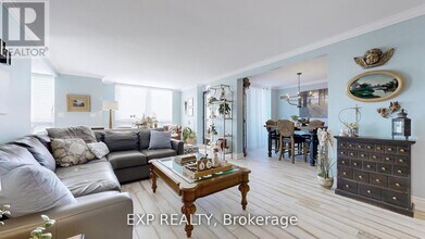 29 Northern Heights Dr in Richmond Hill, ON - Building Photo - Building Photo