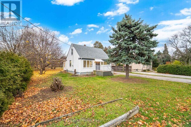 983 Cleta St in Burlington, ON - Building Photo - Building Photo