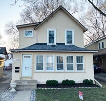 2408 4th St NE, Unit #2 in Minneapolis, MN - Building Photo