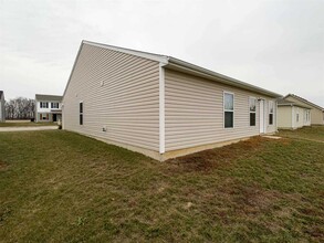 391 Ariel Dr in Kokomo, IN - Building Photo - Building Photo