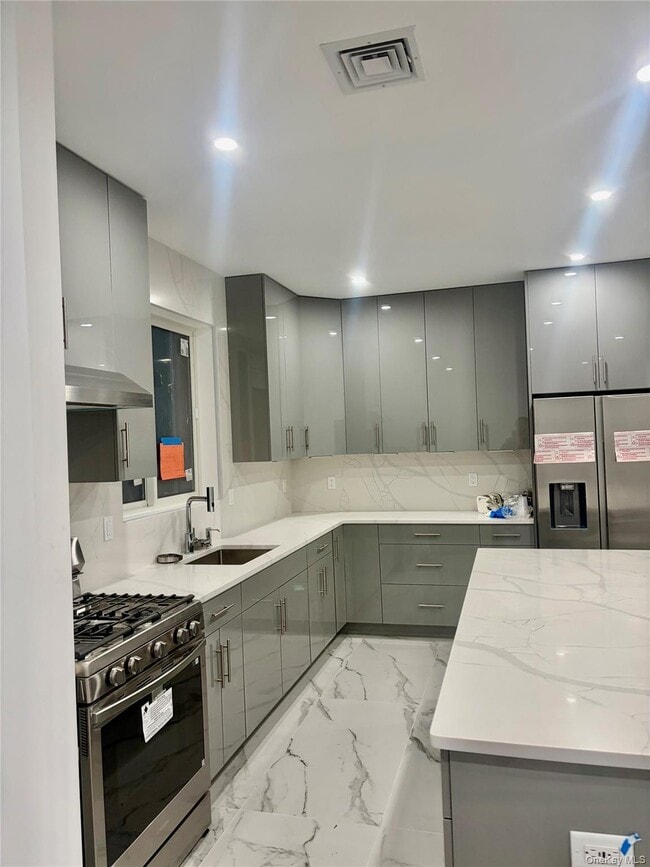 15 Potomac St in Yonkers, NY - Building Photo - Building Photo