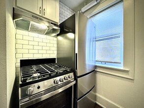 Van Buren Apartments in Milwaukee, WI - Building Photo - Building Photo