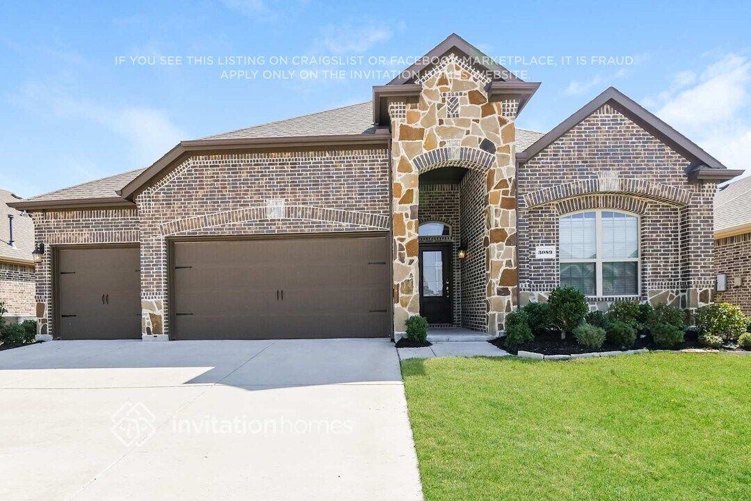 3089 Maverick Dr in Heath, TX - Building Photo