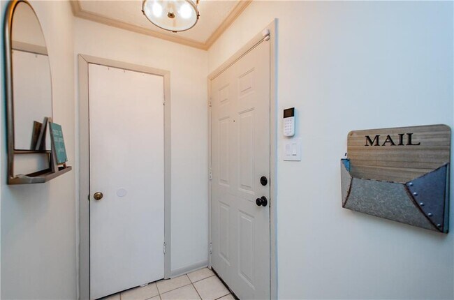 5157 Roswell Rd NE in Atlanta, GA - Building Photo - Building Photo