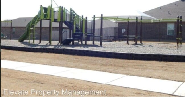 2201 Ailsa Rd in Yukon, OK - Building Photo - Building Photo