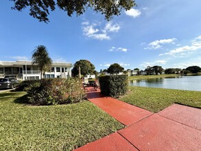 115 Stratford I in West Palm Beach, FL - Building Photo - Building Photo