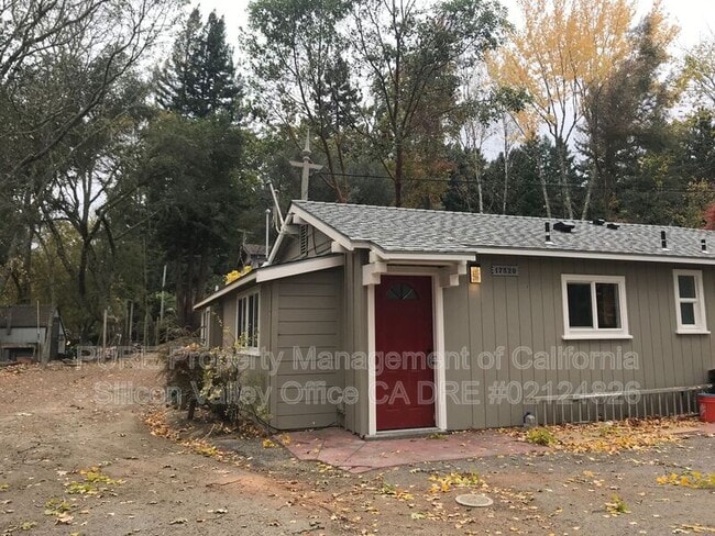 17520 Old Summit Rd in Los Gatos, CA - Building Photo - Building Photo