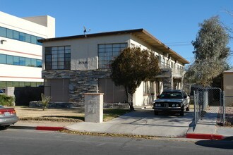 317 S 11th St in Las Vegas, NV - Building Photo - Building Photo
