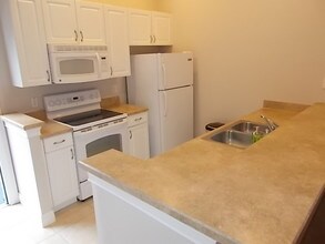 1400 Lake Baldwin Ln in Orlando, FL - Building Photo - Building Photo