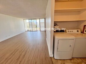 1018 Lunalilo St-Unit -1 in Honolulu, HI - Building Photo - Building Photo