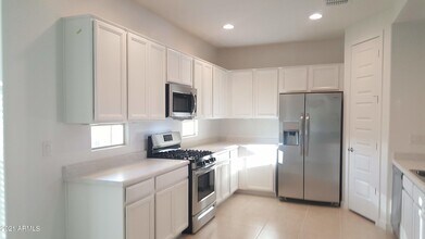 7276 S 22nd Ln in Phoenix, AZ - Building Photo - Building Photo