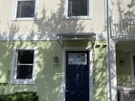 617 Founders Dr in Kissimmee, FL - Building Photo