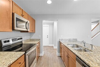 7149 Challenger Cir in Victor, NY - Building Photo - Building Photo