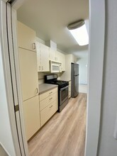 3239 80th Ave SE in Mercer Island, WA - Building Photo - Building Photo