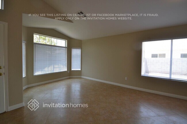 1718 Watercreek Dr, Unit N-420-A in North Las Vegas, NV - Building Photo - Building Photo