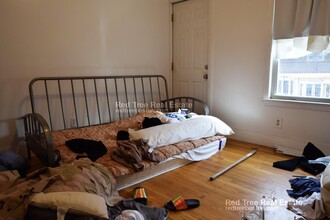 216 Freeman St, Unit 2 in Brookline, MA - Building Photo - Building Photo