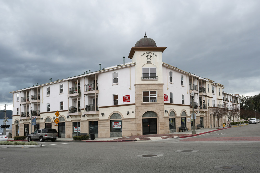 Parkview Court Senior Apartments in Fillmore, CA - Foto de edificio