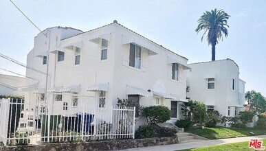 4770 Edgewood Pl in Los Angeles, CA - Building Photo - Building Photo